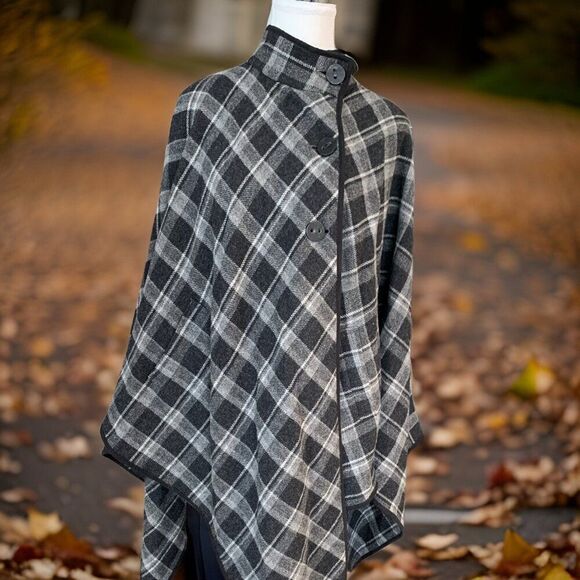 Dress, Joseph Ribkoff, EUC, jersey knit, Sz 12, sleeveless sheath, lined - Picture 11 of 16